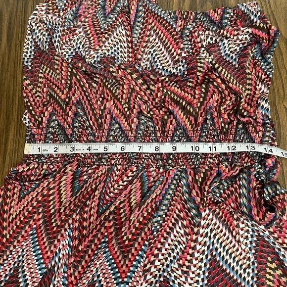 Maude Chevron Multicolor Strapless Bubble Capri Romper Y2K Fashion Womens size M - Picture 7 of 12